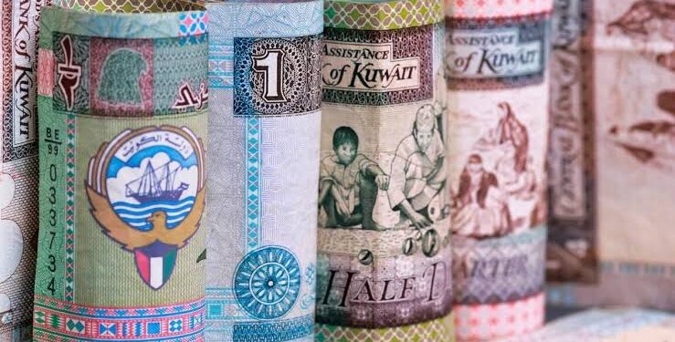 تحويل الدينار الكويتي إلى الجنيه المصري اليوم الثلاثاء في البنوك المحلية المختلفة Images-2022-09-27T092128.278-739x375